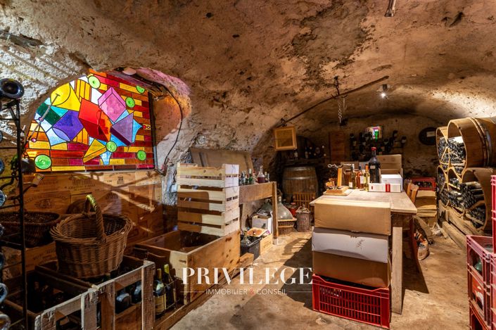 Image No.24-5 Bed House for sale