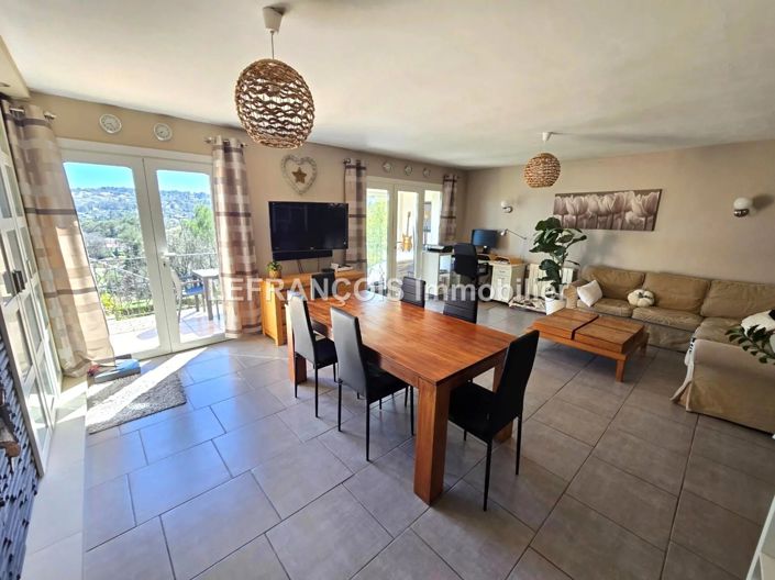 Image No.3-4 Bed House for sale