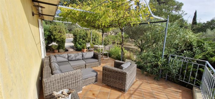 Image No.42-5 Bed House for sale