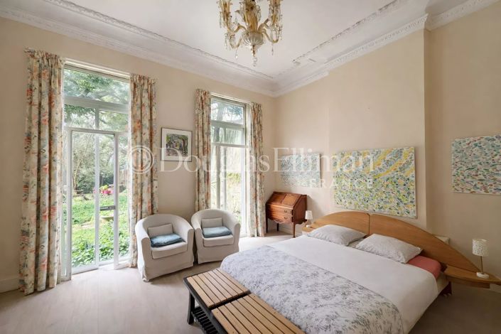 Image No.5-Maison de 9 chambres à vendre à Bordeaux