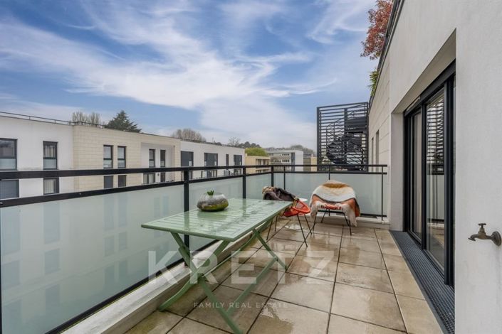 Image No.14-2 Bed Apartment for sale