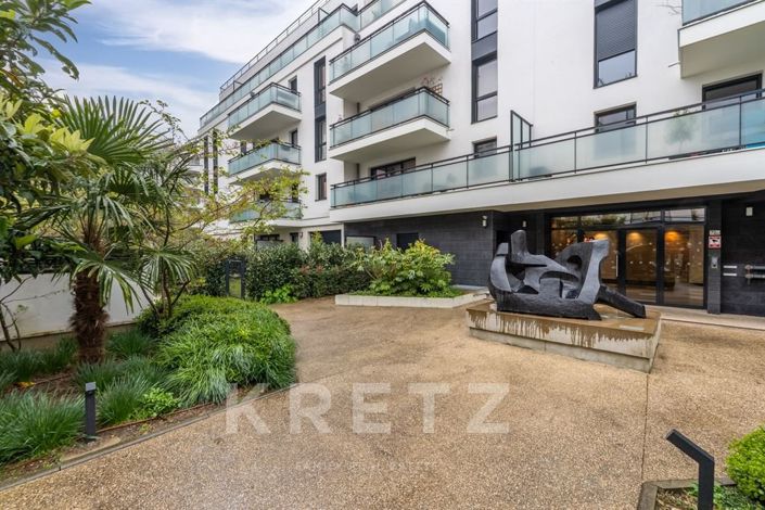 Image No.17-2 Bed Apartment for sale