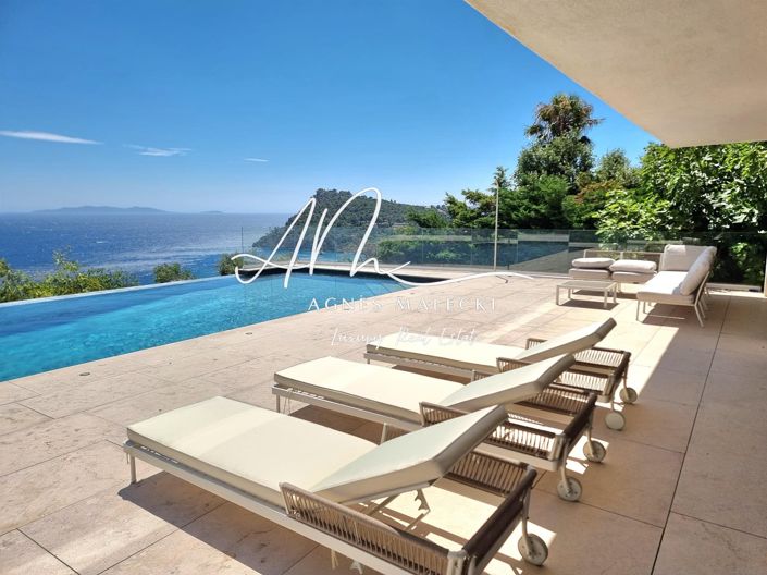 Image No.2-Maison de 4 chambres à vendre à Rayol-Canadel-sur-Mer