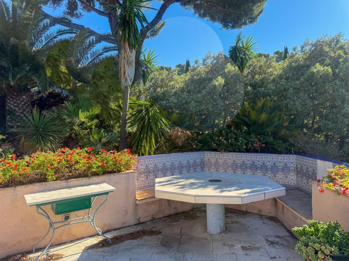 Image No.15-3 Bed House for sale