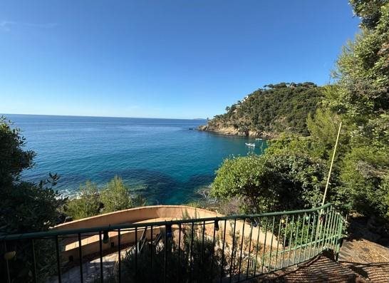 Image No.26-3 Bed House for sale