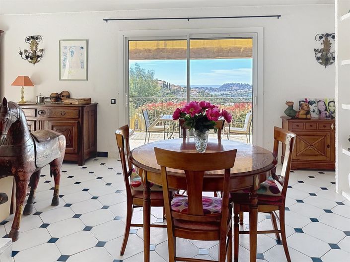 Image No.6-4 Bed House for sale