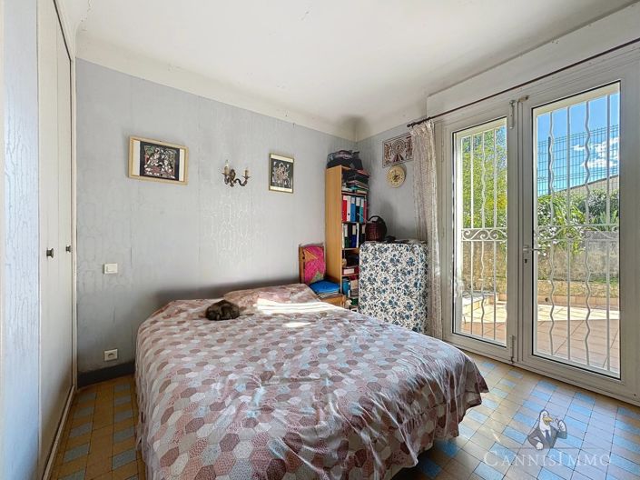 Image No.11-4 Bed House for sale