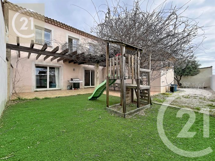 Image No.24-5 Bed House for sale