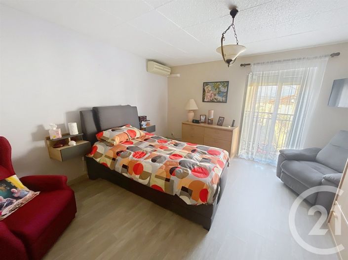 Image No.3-2 Bed House for sale