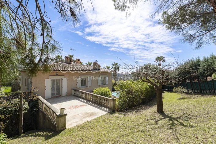 Image No.30-5 Bed House for sale