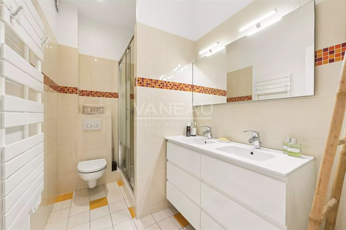 Image No.12-4 Bed Apartment for sale