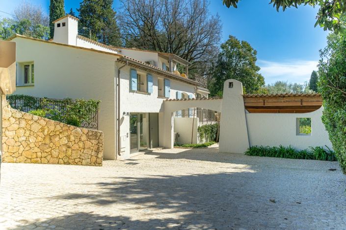 Image No.10-5 Bed House for sale