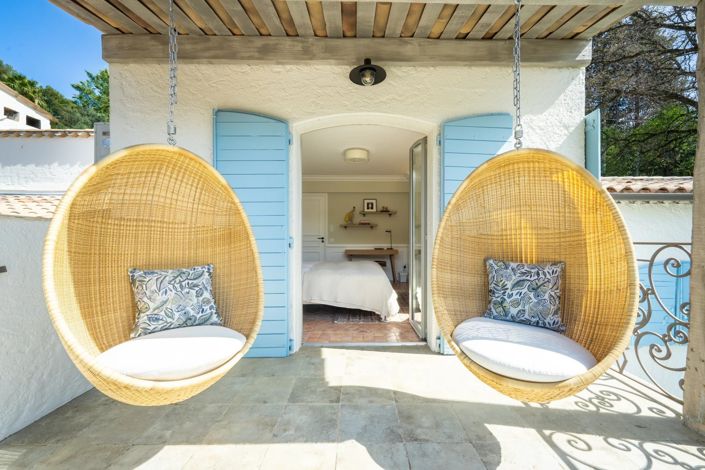 Image No.28-5 Bed House for sale