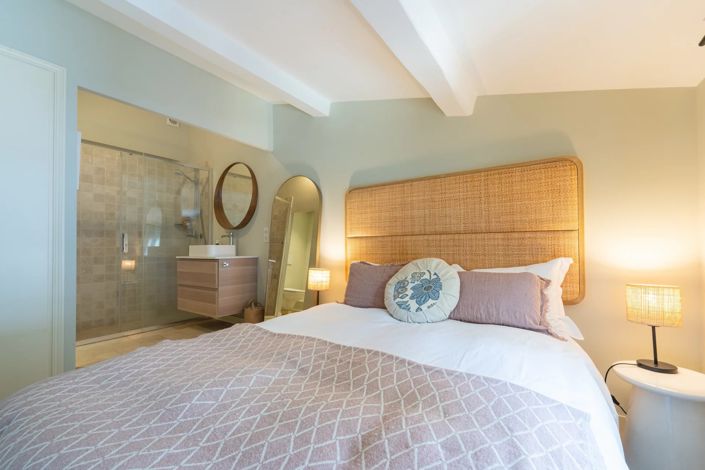 Image No.33-5 Bed House for sale