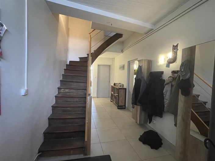 Image No.10-5 Bed House for sale