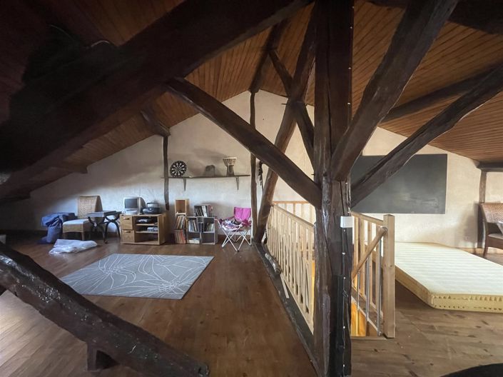 Image No.18-5 Bed House for sale