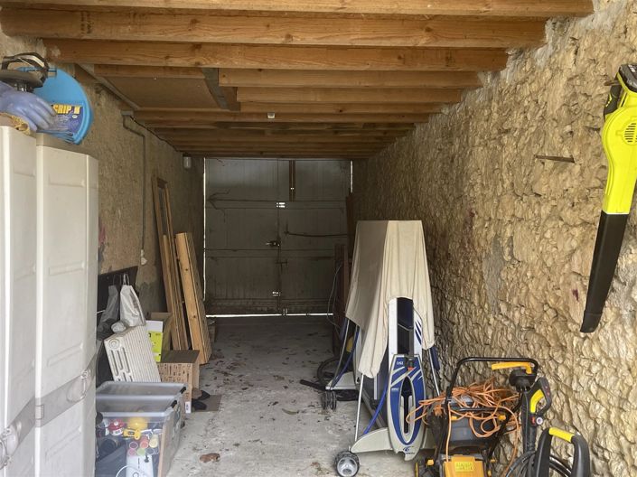 Image No.20-5 Bed House for sale