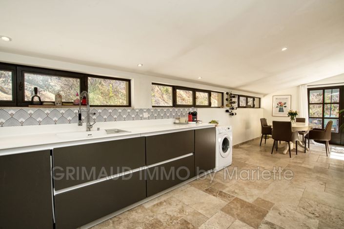 Image No.7-3 Bed House for sale