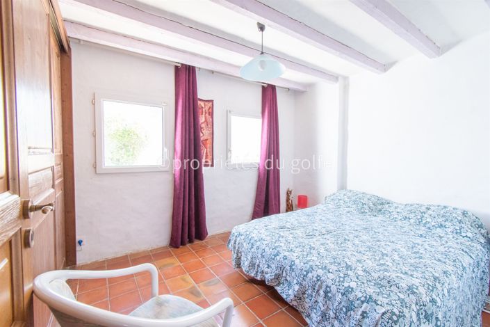 Image No.15-7 Bed House for sale