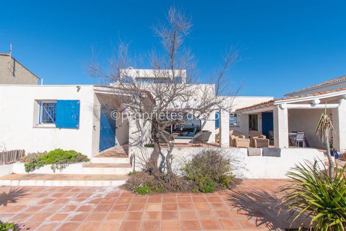 Image No.19-7 Bed House for sale