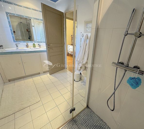 Image No.23-Maison de 4 chambres à vendre à Le Beaucet