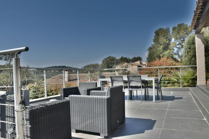 Image No.3-3 Bed House for sale