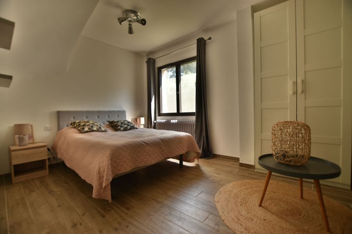 Image No.5-3 Bed House for sale