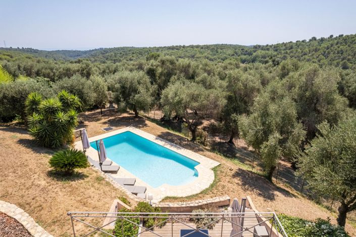 Image No.2-5 Bed House for sale
