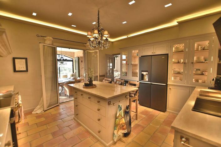 Image No.9-4 Bed House for sale
