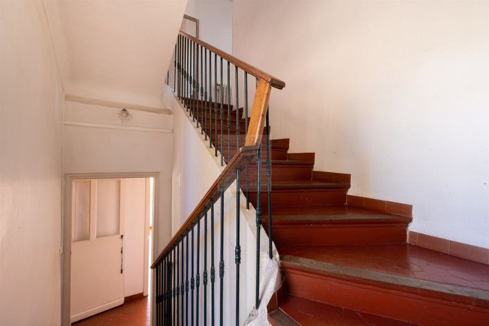 Image No.9-4 Bed House for sale