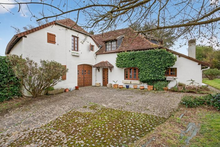 Image No.24-4 Bed House for sale