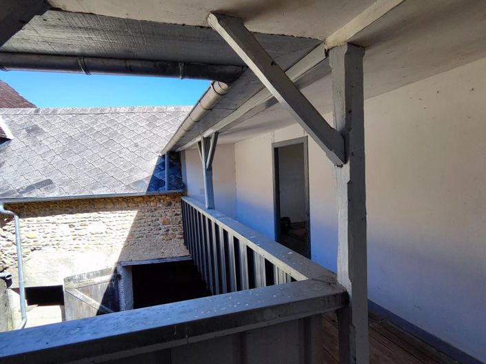 Image No.12-5 Bed House for sale