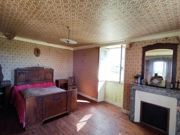 Image No.9-5 Bed House for sale