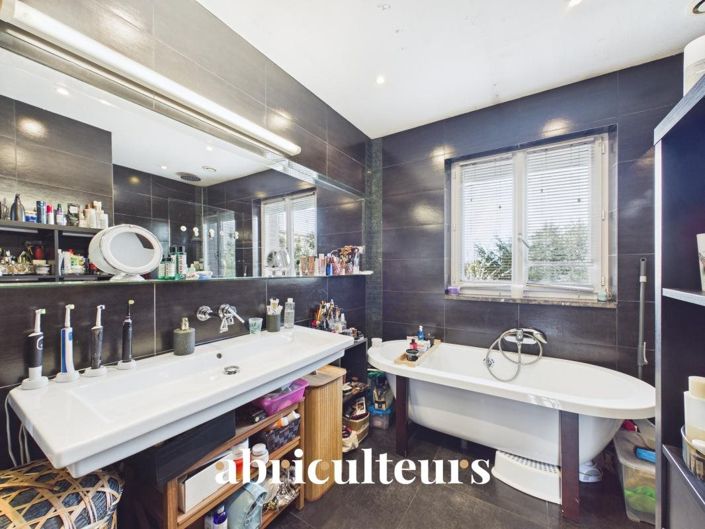 Image No.13-Maison de 5 chambres à vendre à Colombes