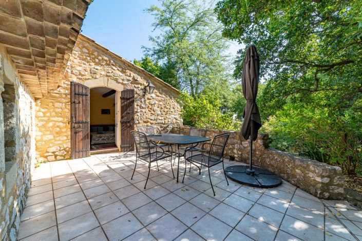 Image No.9-5 Bed House for sale