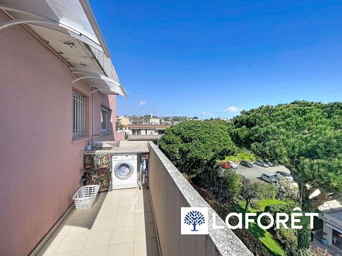 Image No.18-3 Bed Apartment for sale