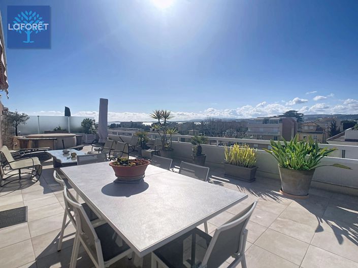 Image No.2-3 Bed Apartment for sale