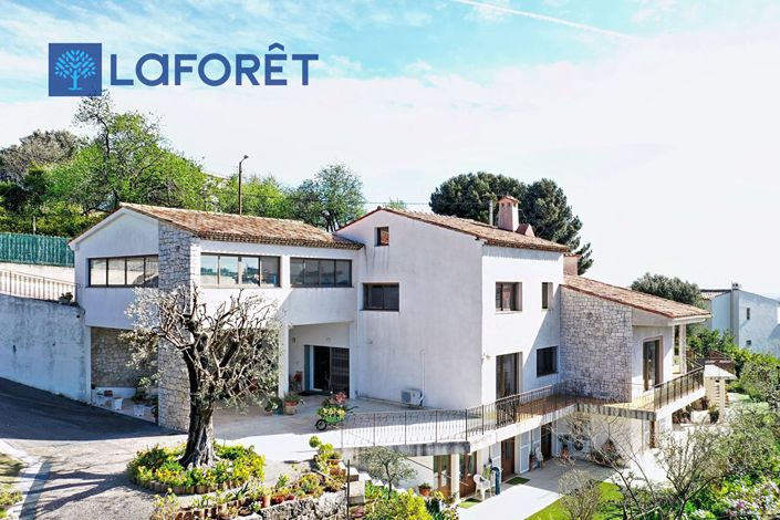 Image No.2-5 Bed House for sale