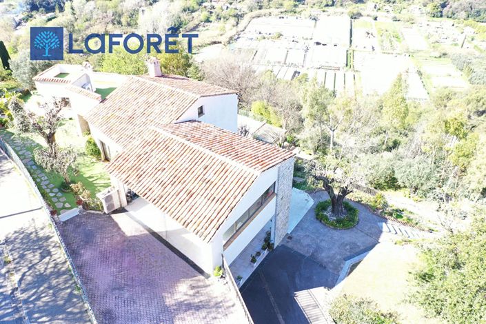 Image No.4-5 Bed House for sale