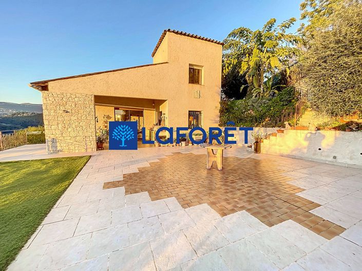 Image No.5-5 Bed House for sale