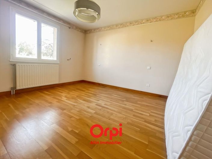 Image No.10-Maison de 4 chambres à vendre à Domérat