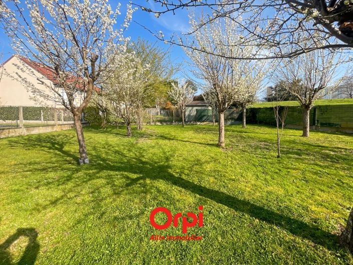 Image No.16-4 Bed House for sale