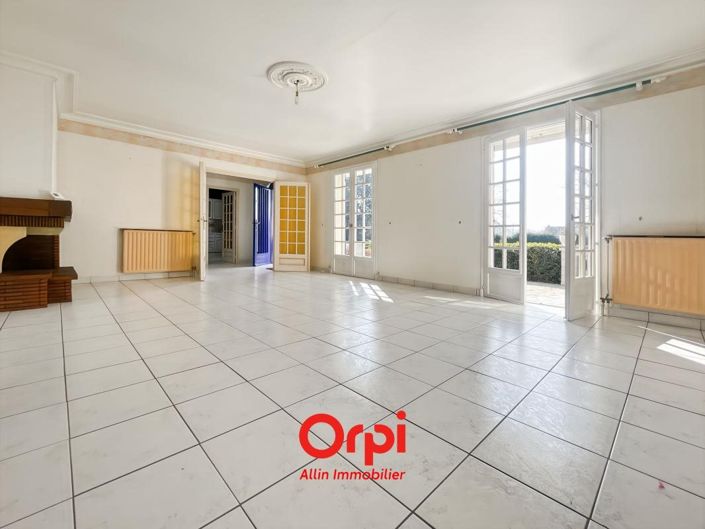 Image No.3-Maison de 4 chambres à vendre à Domérat