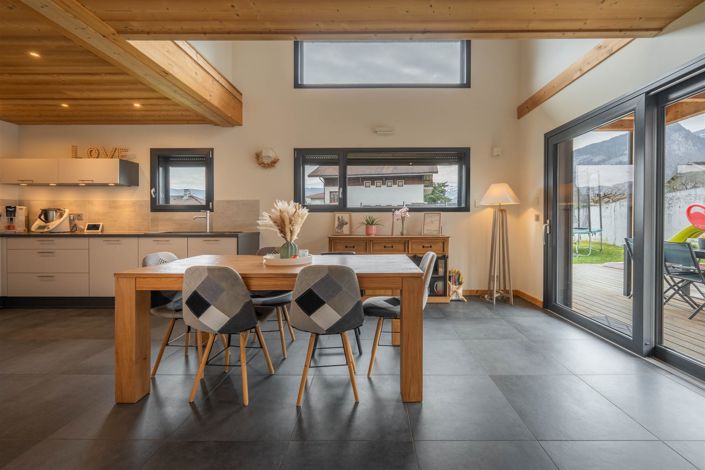 Image No.2-3 Bed House for sale