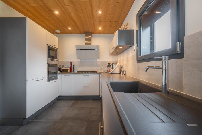 Image No.4-3 Bed House for sale