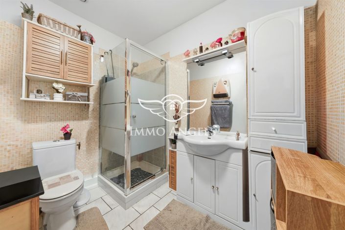 Image No.3-7 Bed Apartment for sale