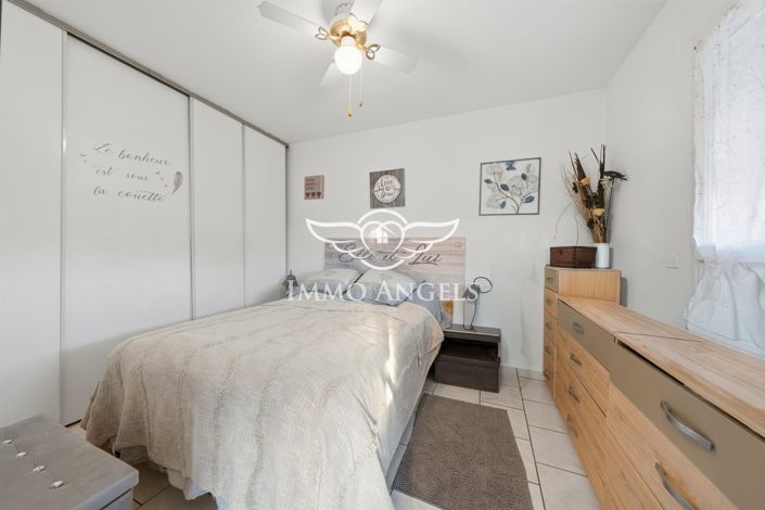 Image No.4-7 Bed Apartment for sale