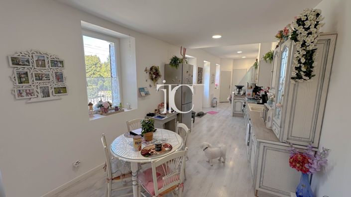 Image No.4-4 Bed House for sale