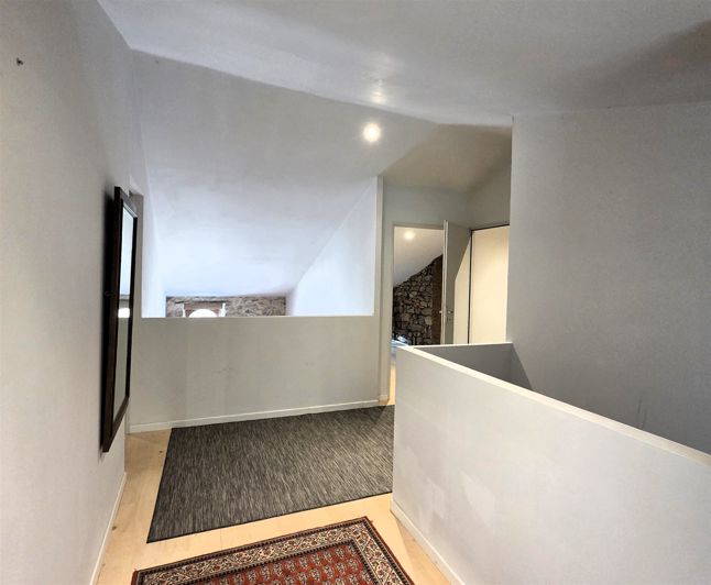 Image No.14-4 Bed House for sale