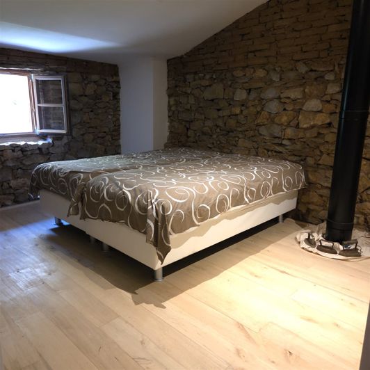 Image No.17-4 Bed House for sale